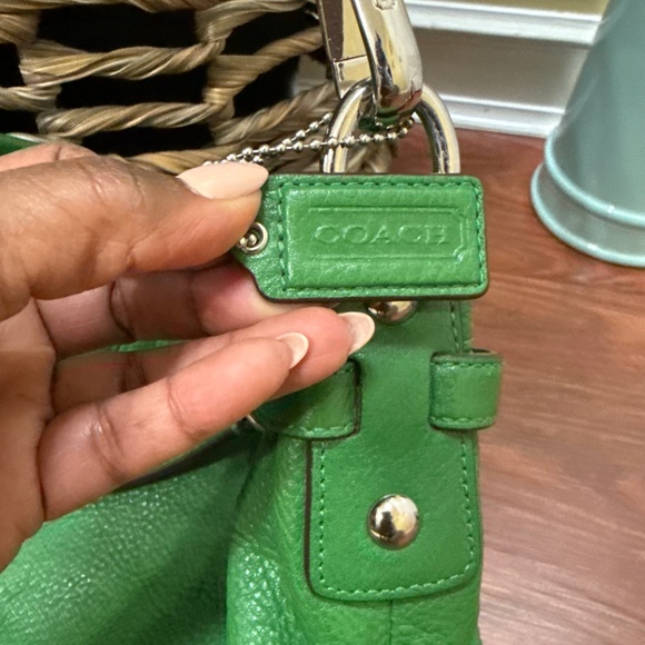 Pocket book - Picture 2 of 5